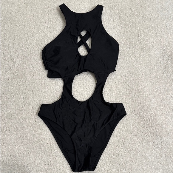 Red Carter SHINE SOLIDS CUT OUT ONE PIECE SWIMSUIT - Picture 2 of 7
